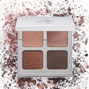 NIB Color Boss Squad Eyeshadow Palette in Game Changer - Il Makiage